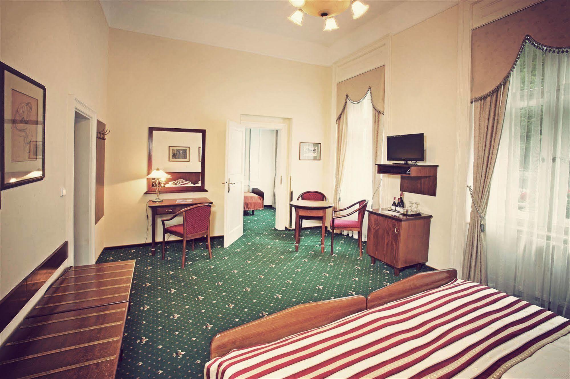 Sant Georg Garni Hotel Marianske Lazne Bagian luar foto