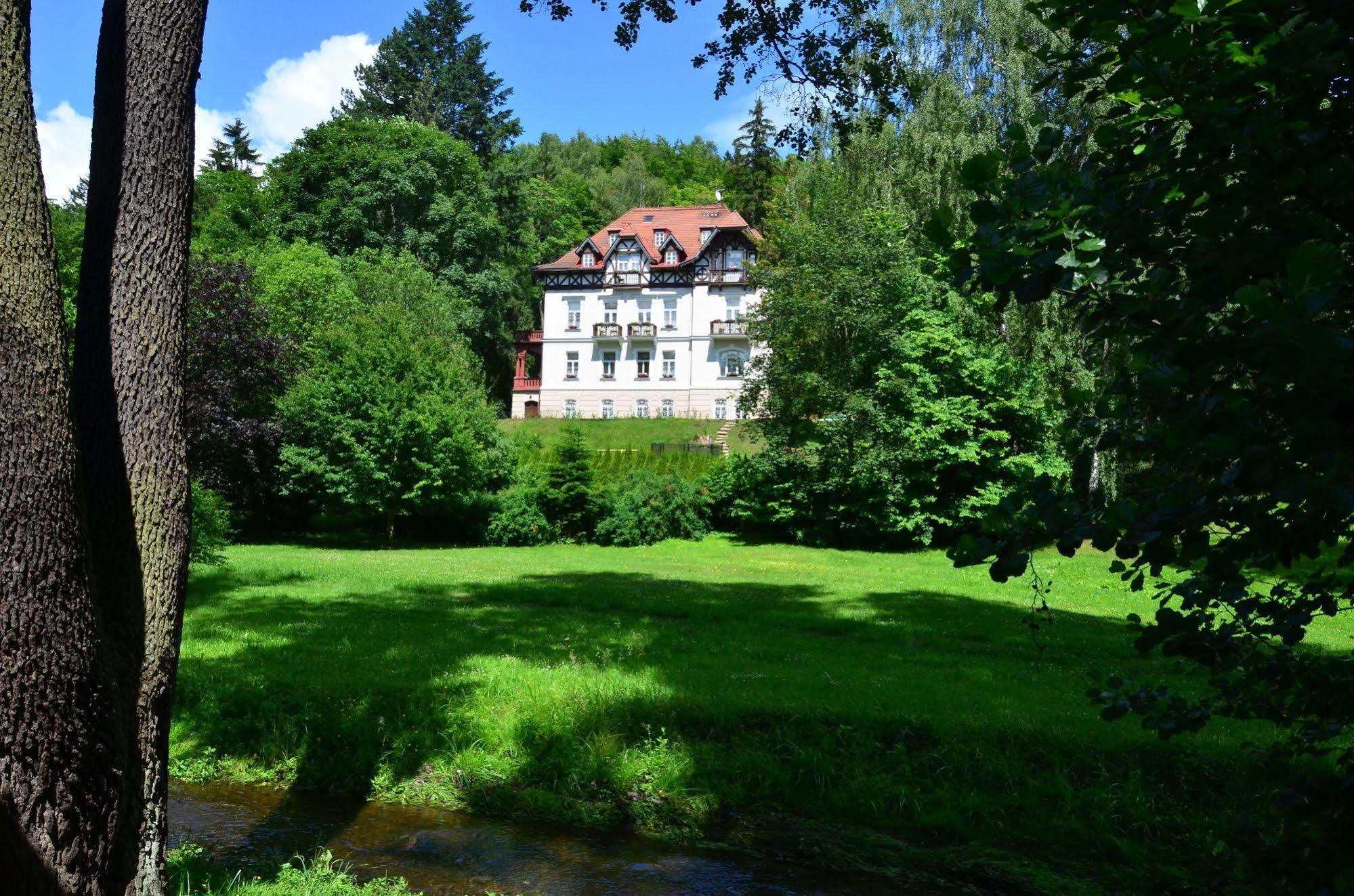 Sant Georg Garni Hotel Marianske Lazne Bagian luar foto