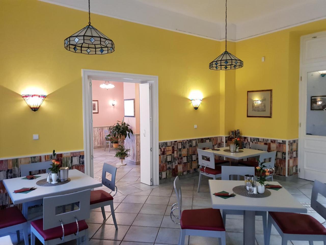 Sant Georg Garni Hotel Marianske Lazne Bagian luar foto