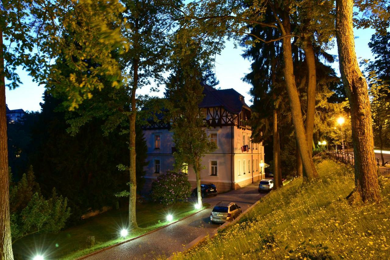 Sant Georg Garni Hotel Marianske Lazne Bagian luar foto